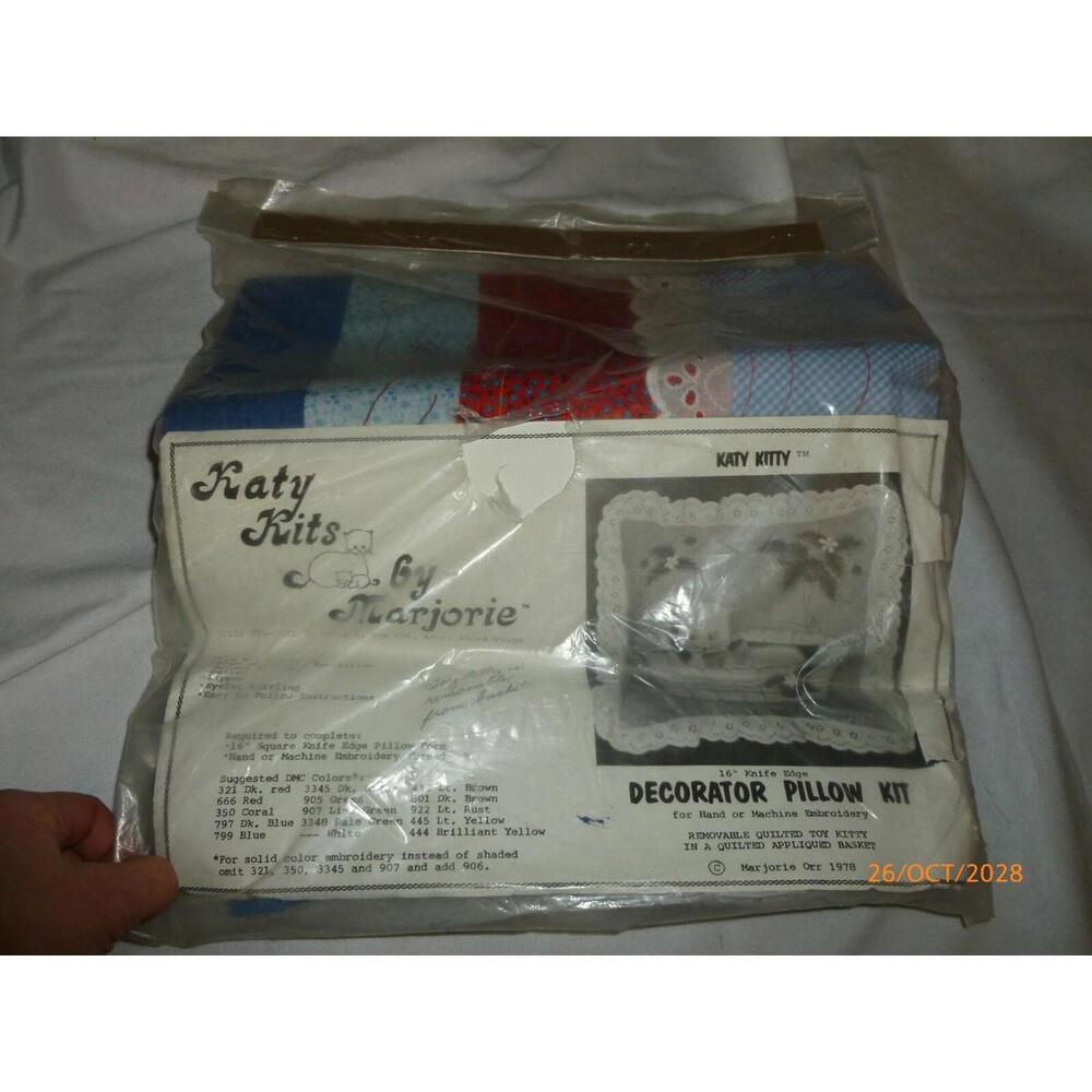 KATY KITS by Marjorie Kitty Decorator Pillow 16" Knife Edge